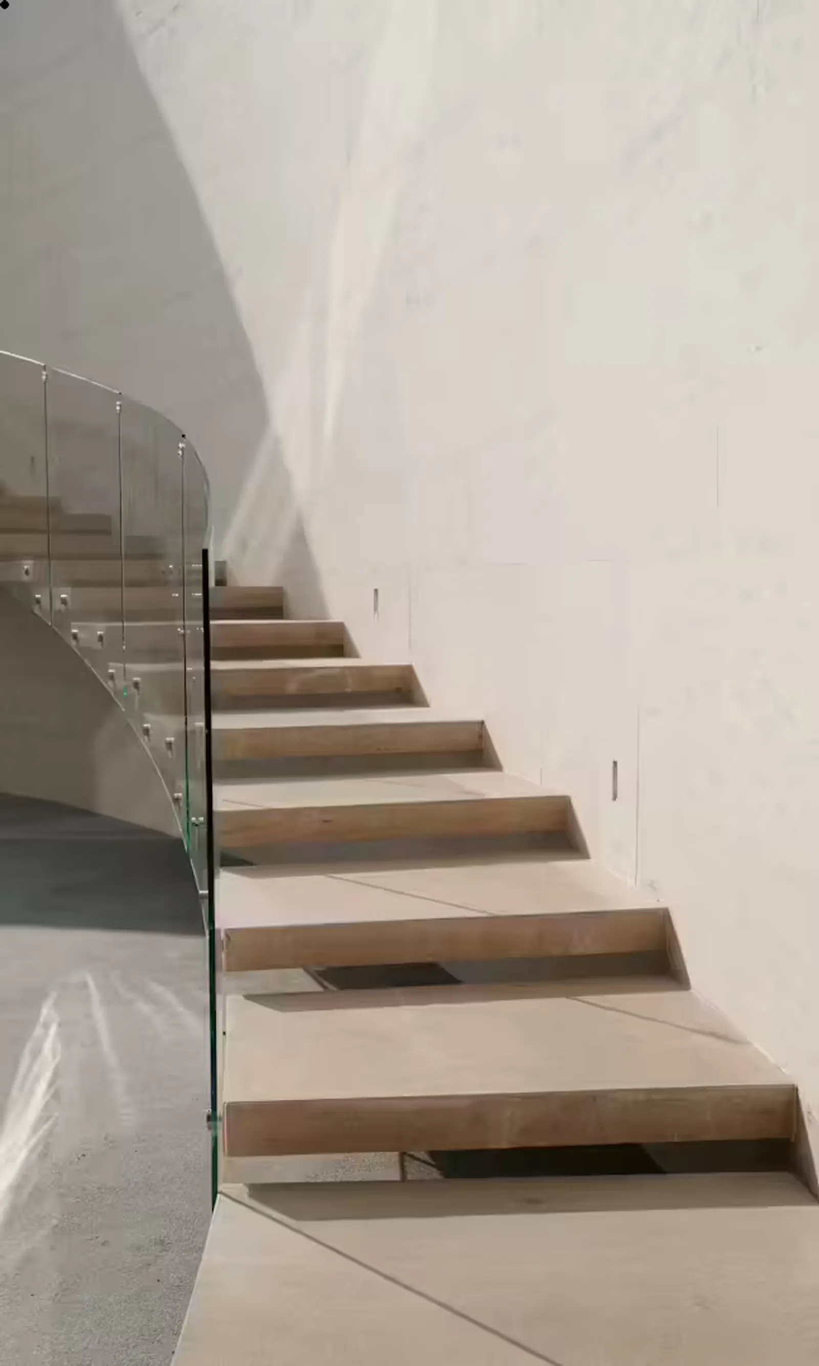 Toronto floating stair installation example 4